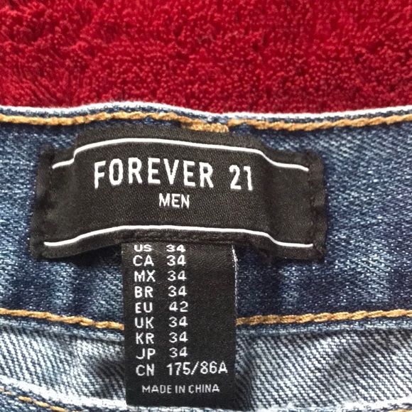 Jean Shorts - Picture 3 of 3